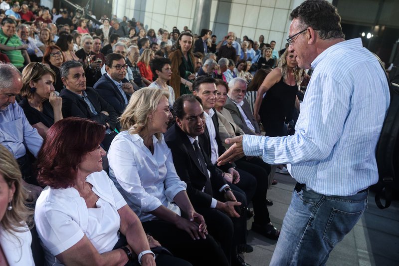 Αρβανίτης, Δούρου, Σπίρτζης