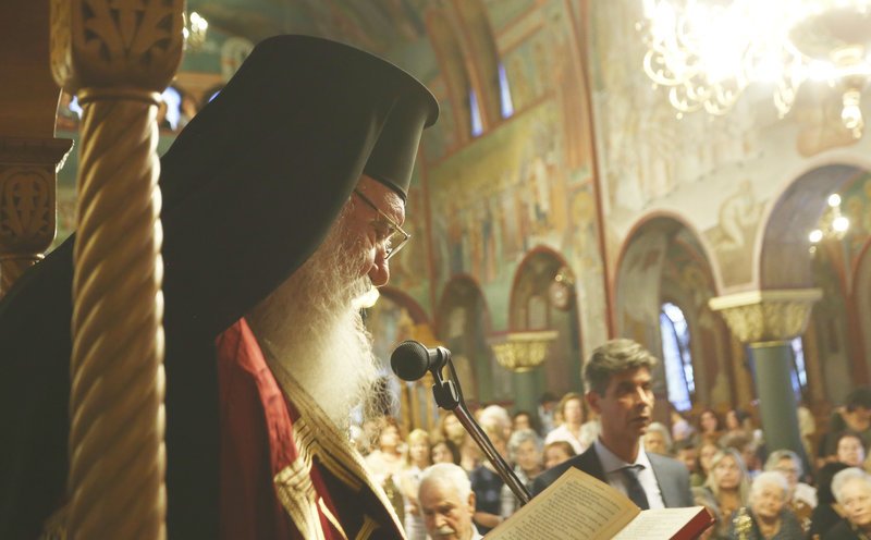 Ο Αρχιεπίσκοπος Ιερώνυμος στον Ι.Ν Υψώσεως Τιμίου Σταυρού Κυψέλης