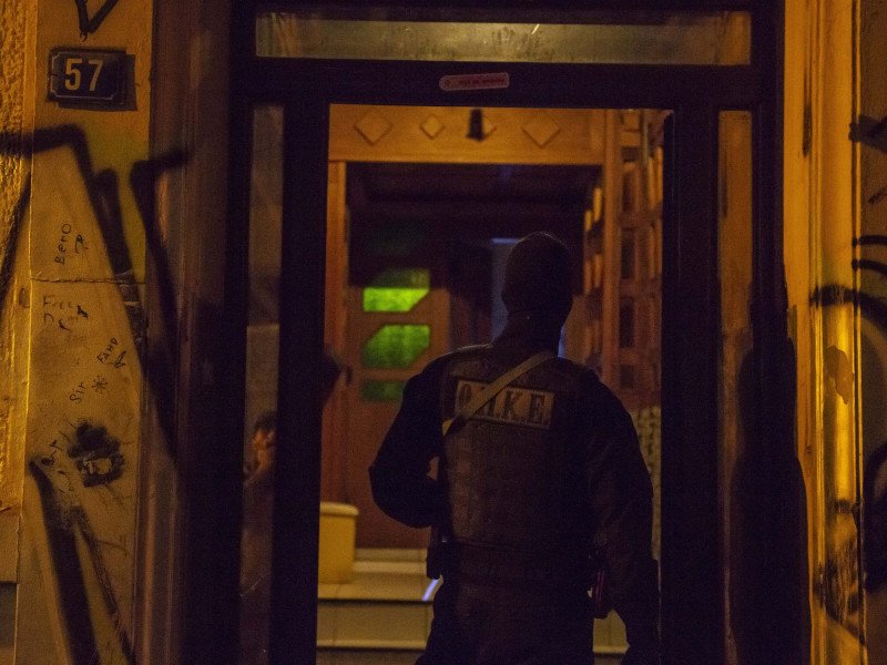 Πολύ καλά συντονισμένη και αυτή τη φορά η επιχείρηση εκκένωσης καταλήψεων