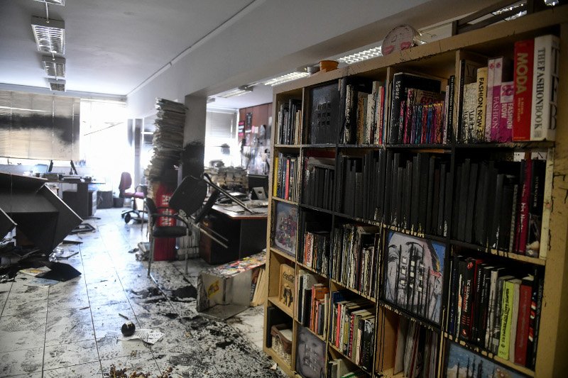 Τα γραφεία της Athens Voice μετά την επίθεση