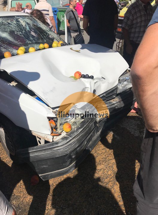 Το αυτοκίνητο που «εισέβαλε» σε λαϊκή αγορά στην Ηλιούπολη