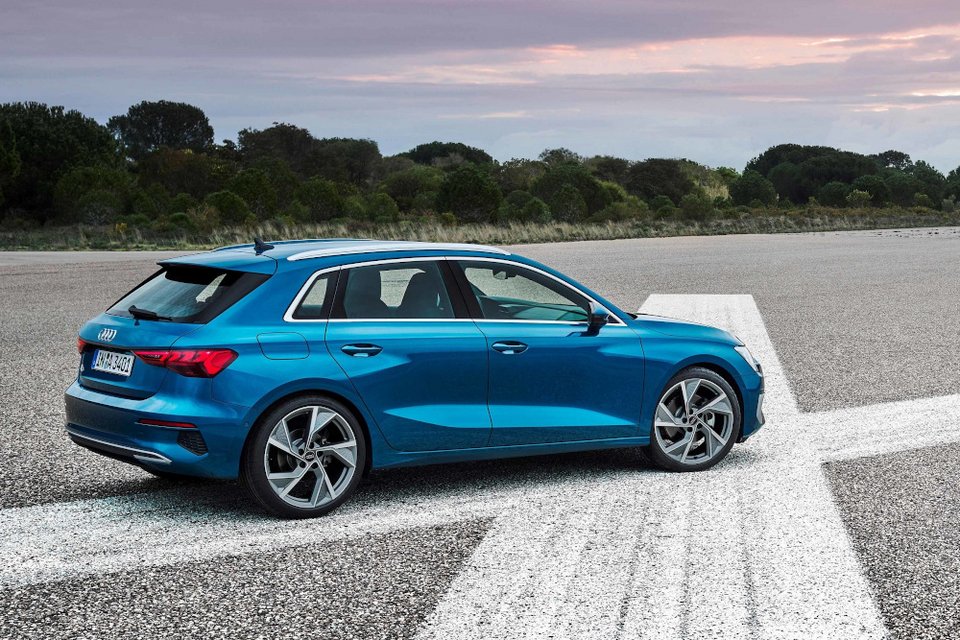 H Audi λανσάρει «ψηφιακά» το νέο A3 Sportback