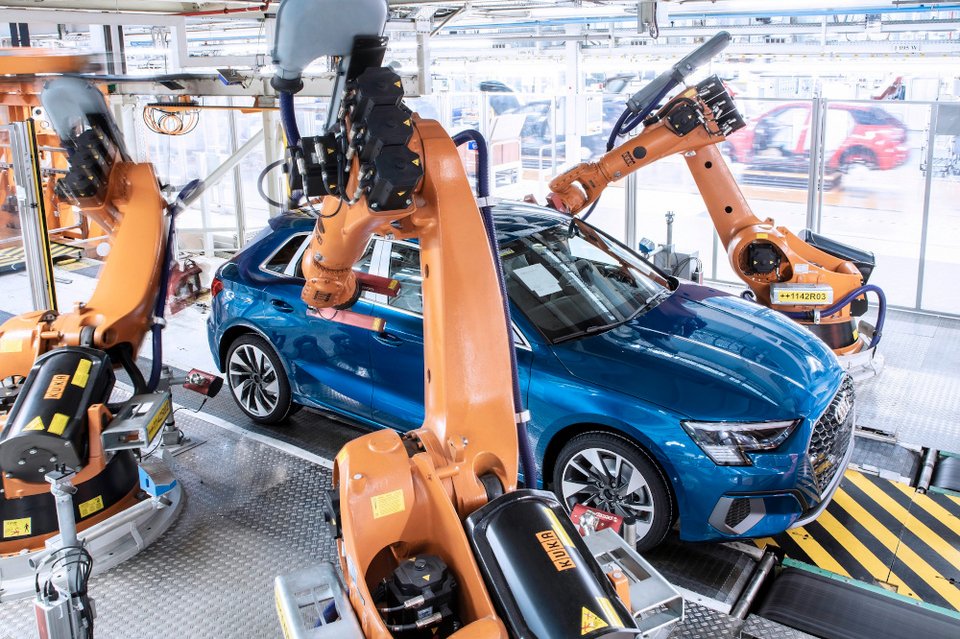 H Audi λανσάρει «ψηφιακά» το νέο A3 Sportback