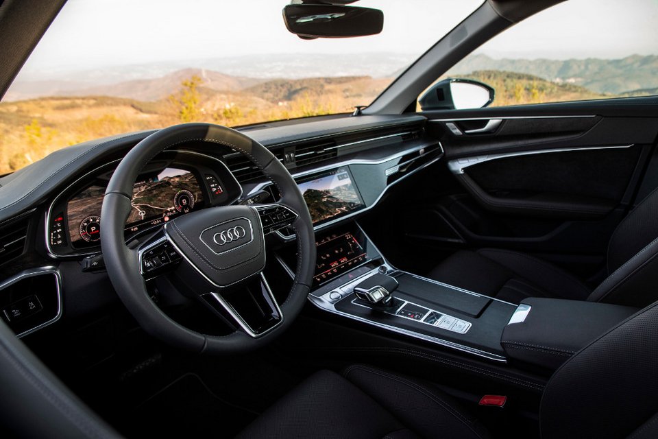 AUDI A6 πλάι τιμόνι
