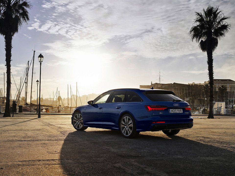 Μεγαλύτερη αυτονομία για τα plug-in υβριδικά Audi Q5, A6 & A7