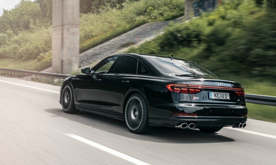 To Audi S8 της ΑΒΤ φτάνει τους 700 ίππους