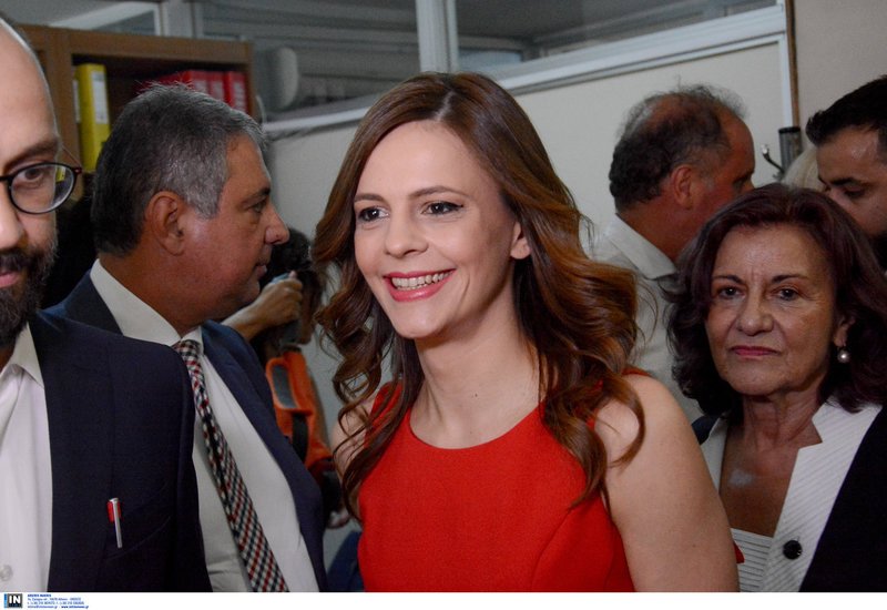 Κώστας Μπάρκας, Εφη Αχτσιόγλου, Θεανώ Φωτίοιυ