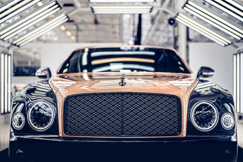 H Bentley «τερματίζει» την παραγωγή της θηριώδους Mulsanne