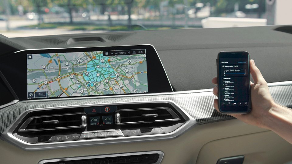 Με υβριδική τεχνολογία τα μοντέλα της BMW