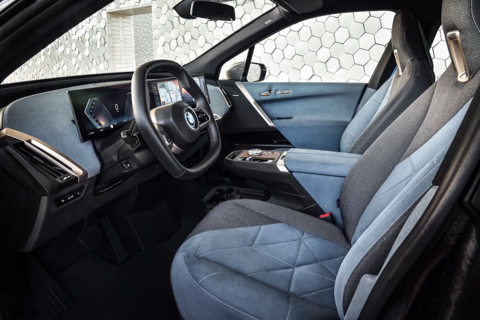 iX: To πρώτο ηλεκτρικό SUV της BMW