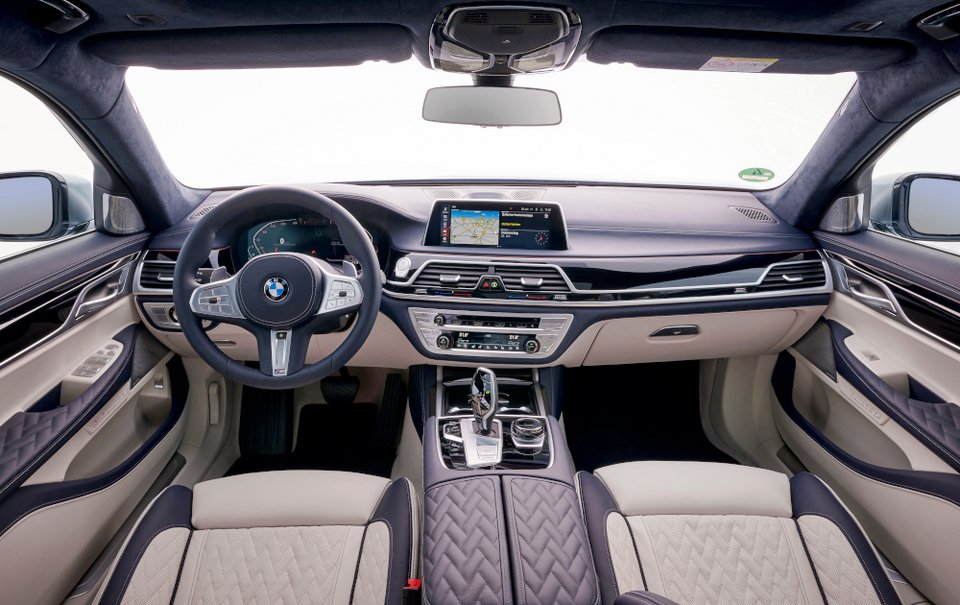 Νέοι εξακύλινδροι κινητήρες για την BMW Σειρά 7