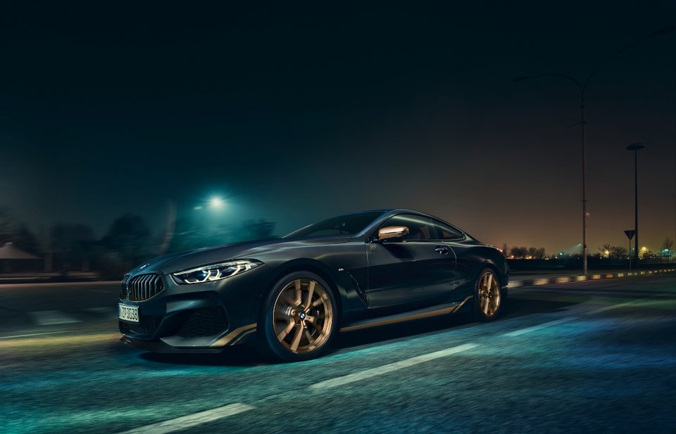 Νέα πολυτελής έκδοση για τη BMW Σειρά 8