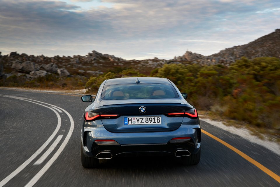 Αυτή είναι η νέα BMW Σειρά 4 Coupe