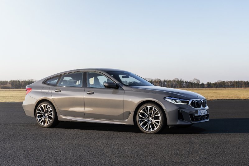 H BMW ανανεώνει τη Σειρά 6 Gran Turismo