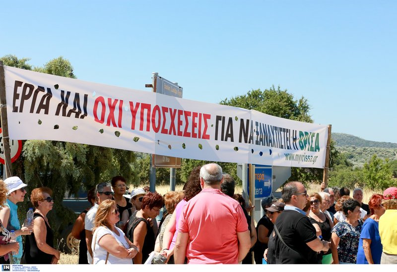 Μεγάλες καθυστερήσεις καταγγέλλουν οι σεισμόπληκτοι της Βρίσας