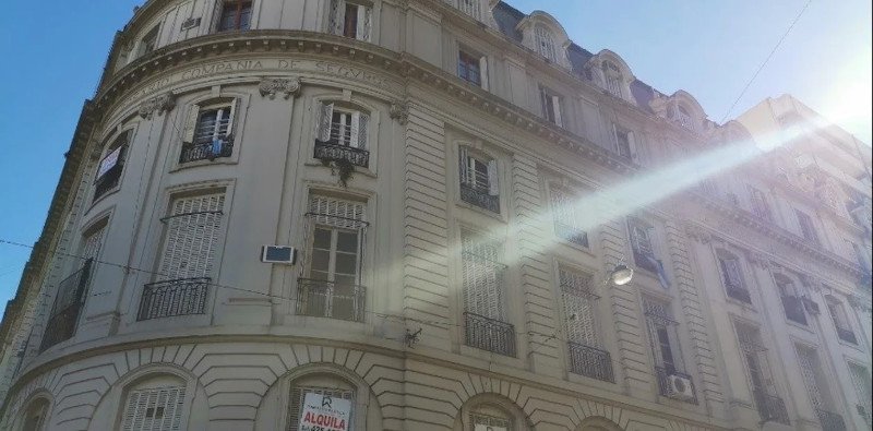 Το νεοκλασικό κτίριο στο κέντρο του Ροζάριο της Αργεντινής, όπου αντίκρισε το φως της ζωής ο Τσε Γκεβάρα