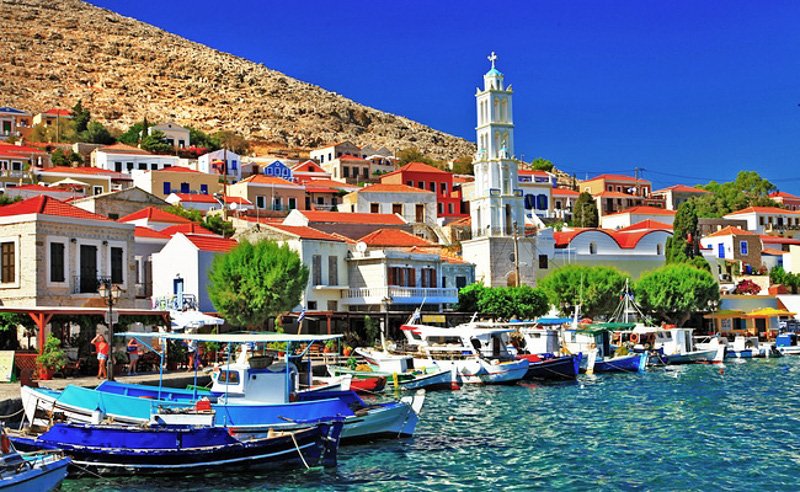 Χάλκη, νησί Ειρήνης και Φιλίας των Νέων όλου του Κόσμου, αναγνωρίστηκε το 1982 ομόφωνα από την UNESCO, με πρόταση της Τώνιας Μοροπούλου