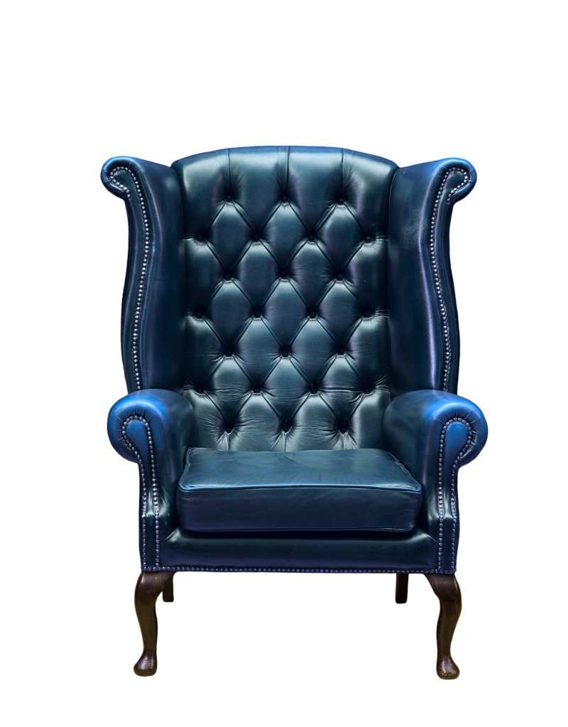 Χαρακτηριστική Chesterfield με μπλε δέρμα / Φωτογραφία: Shutterstock