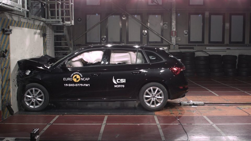 Mercedes GLE: 5 αστέρια