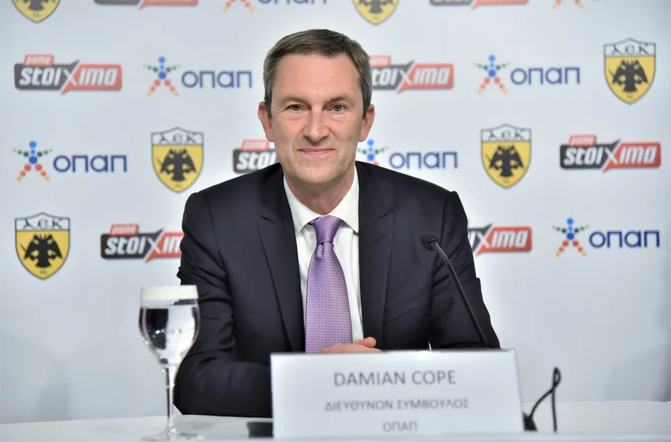 Ο Ντάμιαν Κόουπ