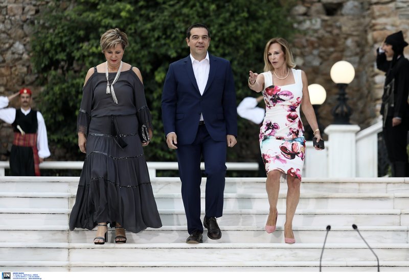 Ο αρχηγός της αξιωματικής αντιπολίτευσης Αλέξης Τσίπρας και η Ολγα Γεροβασίλη