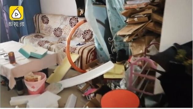 βρώμερό διαμέρισμα influencer