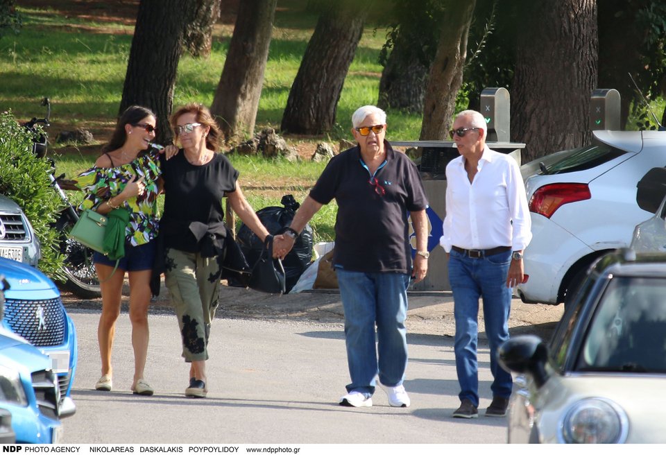 Δήμητρα Μέρμηγκα Χριστιάννα Καίσαρη Κώστας Καίσαρης Γιάννης Κούστας