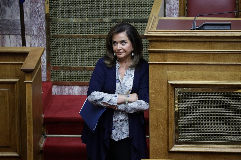 Η Ντόρα Μπακογιάννη στη Βουλή/ ΦΩΤΟΓΡΑΦΙΑ EUROKINISSI