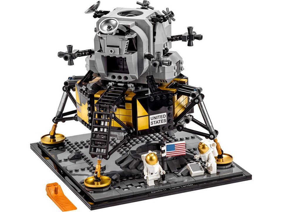 Η σεληνάκατος Eagle που δημιούργησε η εταιρεία LEGO