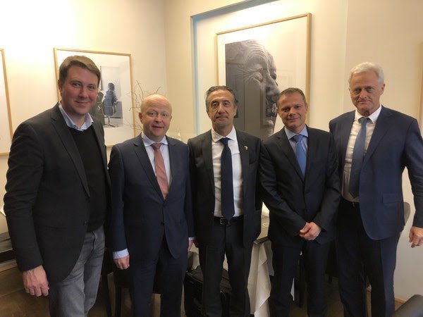 Από αριστερά: Markus Tressel (Greens), Michael Theurer (FDP), Κρίστιαν Χατζημηνάς (ΕΕΝΕ), Αρμόδιος Γιαννίδης (ΕΕΝΕ), Dr Peter Ramsauer (CSU)