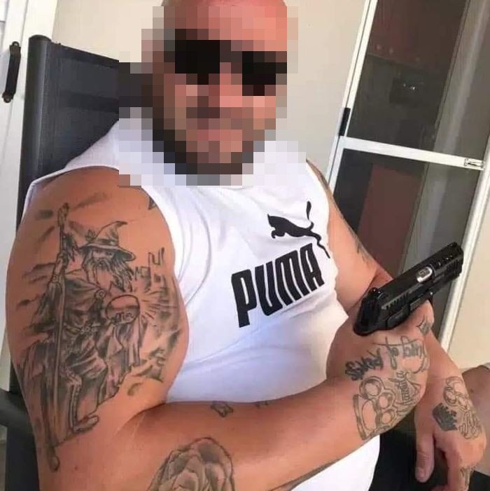 Κύκλωμα εκβιαστών στον Πειραιά: Αυτός είναι ο αρχηγός της συμμορίας
