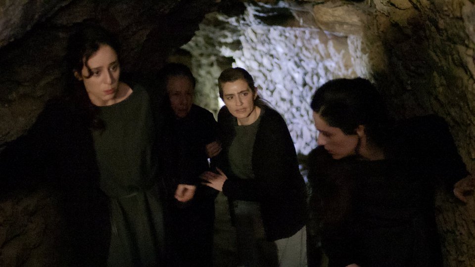 Σκηνή από τις πρώτες ώρες μετά την απόδραση στις «Άγριες Μέλισσες»
