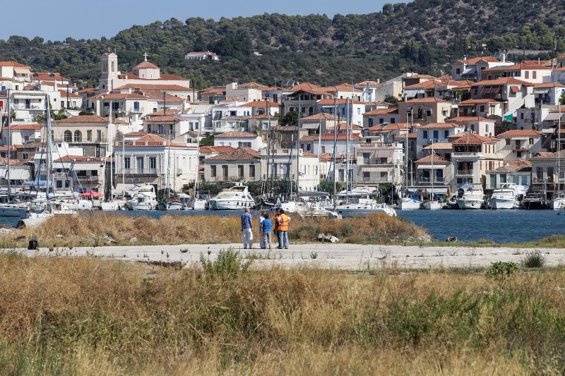 Το ελικοδρόμιο στον Γαλατά, απέναντι από τον Πόρο / Φωτογραφία: Eurokinissi