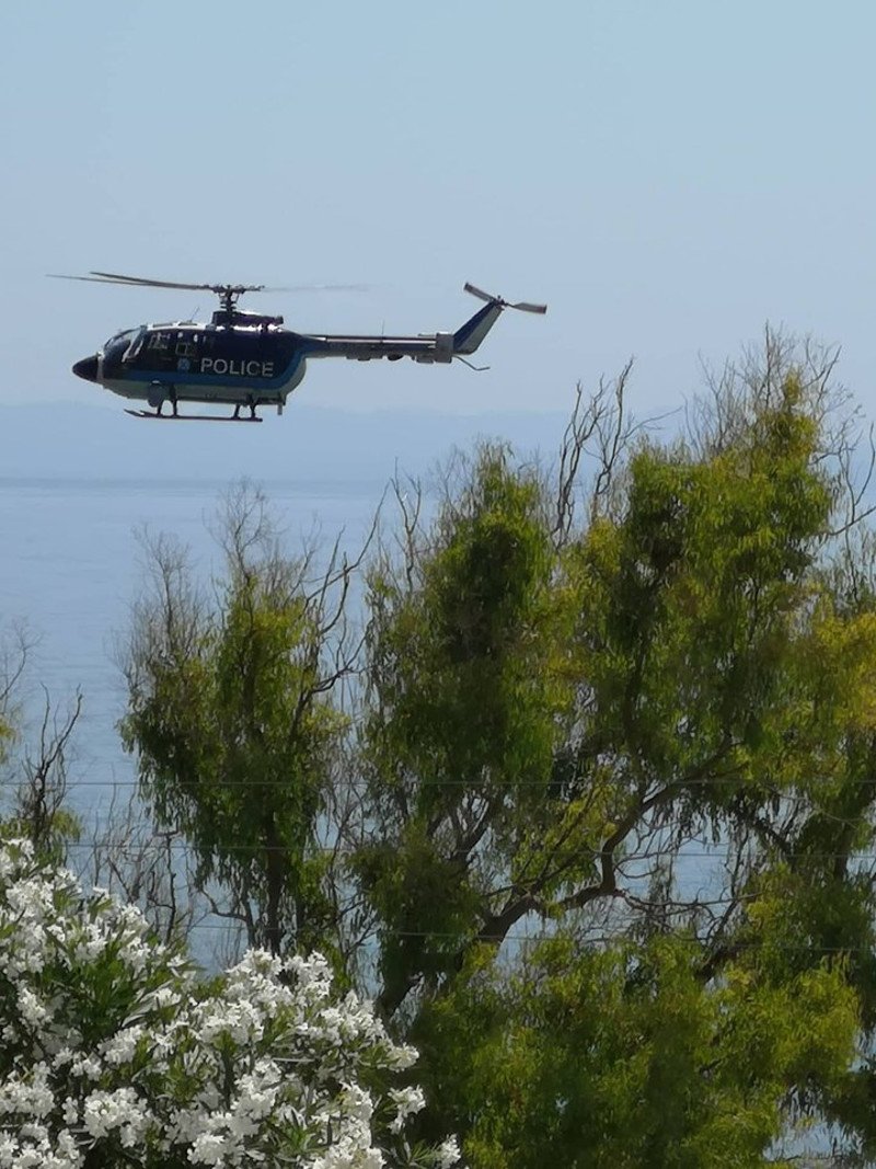 Ελικόπτερο της αστυνομίας πετάει
