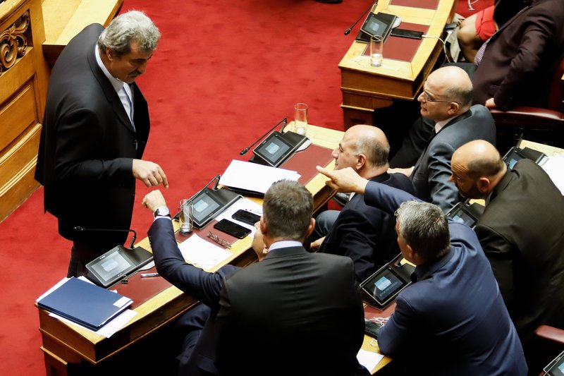 Επεισόδιο Πολάκη- Μητσοτάκη στη Βουλή