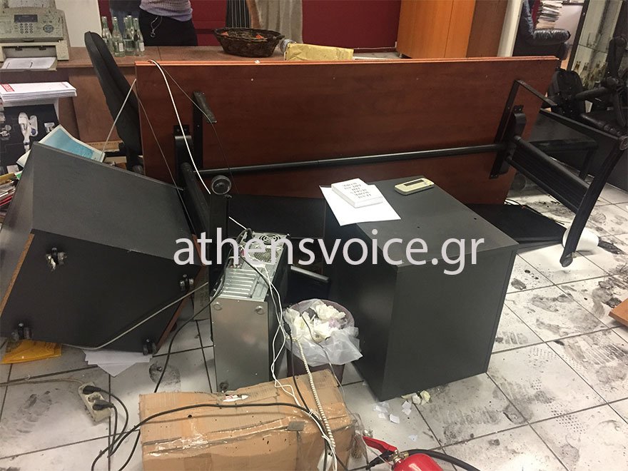Επίθεση στα γραφεία της Athens Voice