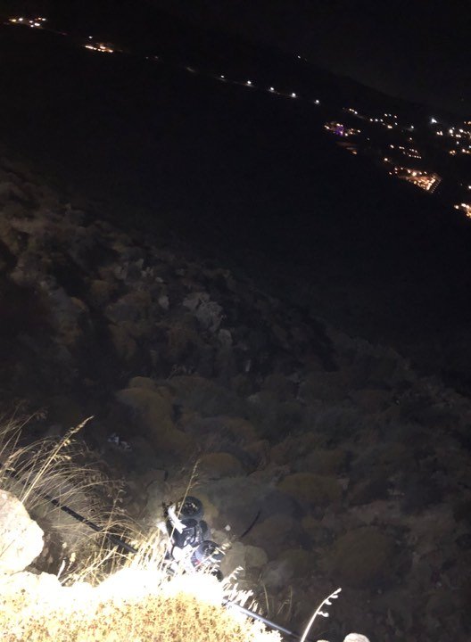 Επιχείρηση σε γκρεμό στη Μύκονο