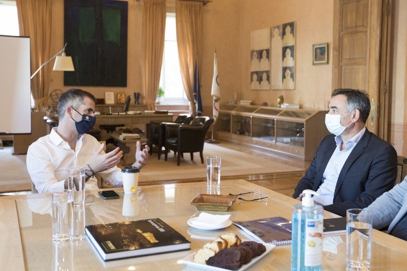 O Δήμαρχος Αθηναίων με τον Παύλο Φωτιάδη