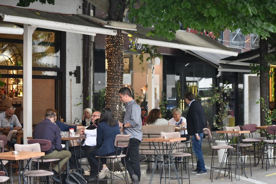 εστίαση καφετέριες στη Λάρισα