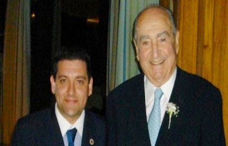Με τον θείο του, Κωνσταντίνο Μητσοτάκη