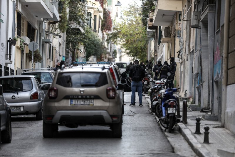 Επιχείρηση της Δίωξης Ναρκωτικών στα Εξάρχεια