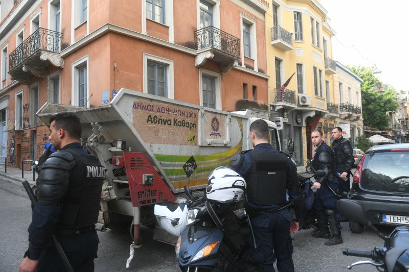 Εξάρχεια επιχείρηση εκκένωσης κατάληψης αστυνομικοί