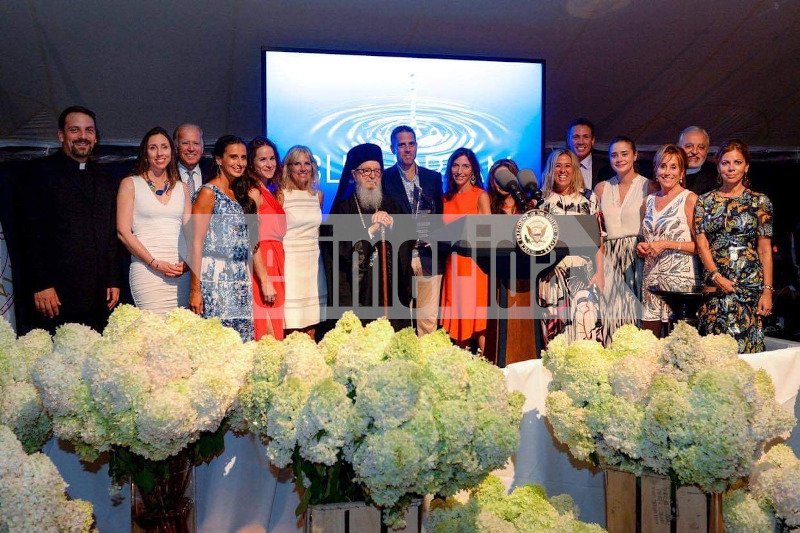 Οι οικογένειες Μπάιντεν και Καρλούτσου στο Gala Blue Dream 