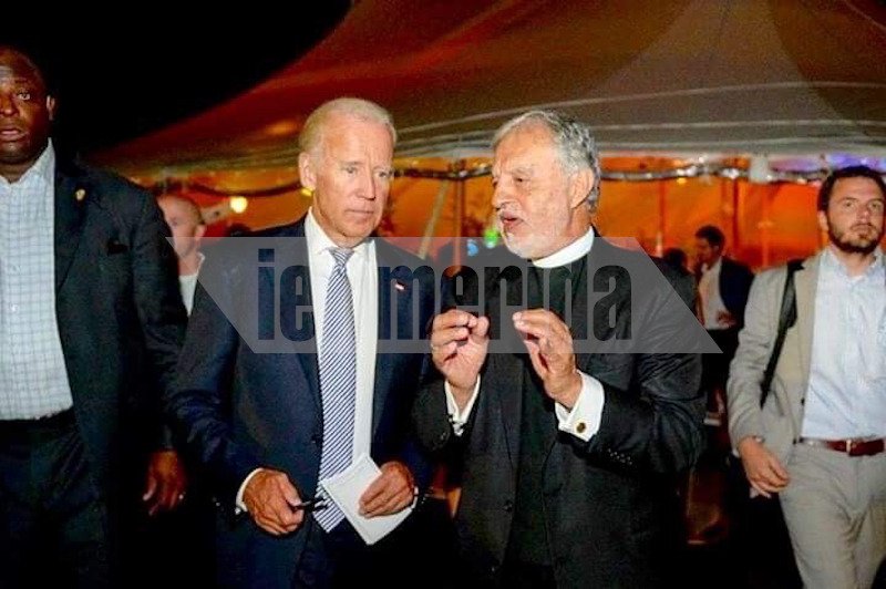 Πώς ο Τζο Μπάιντεν έγινε... Μπαϊντενόπουλος /