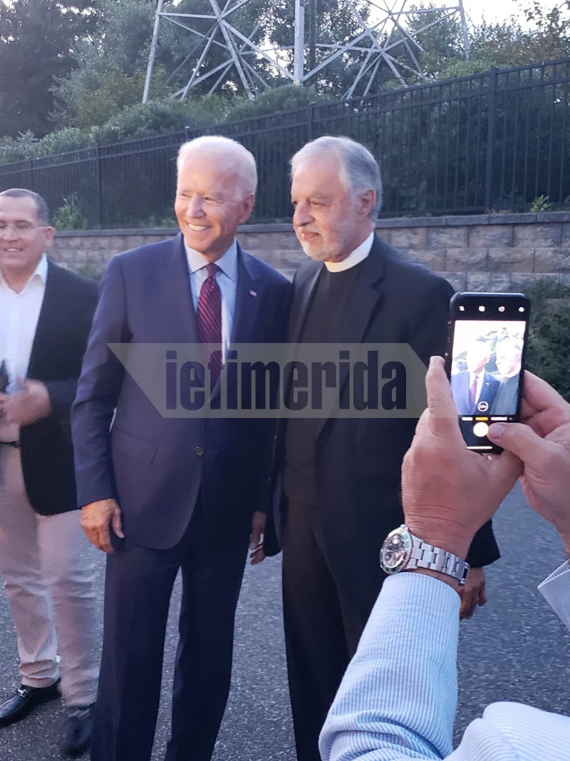 Τζον Μπάιντεν και father Αλεξ, του συνδέει φιλία 40 ετών