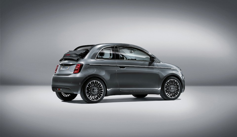 Η Fiat παρουσιάζει το νέο ηλεκτρικό 500
