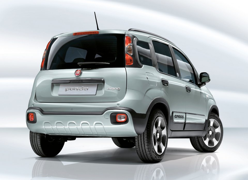 Χωρίς τέλη κυκλοφορίας το υβριδικό Fiat Panda
