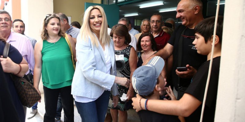 Η Φώφη Γεννηματά στο εκλογικό κέντρο