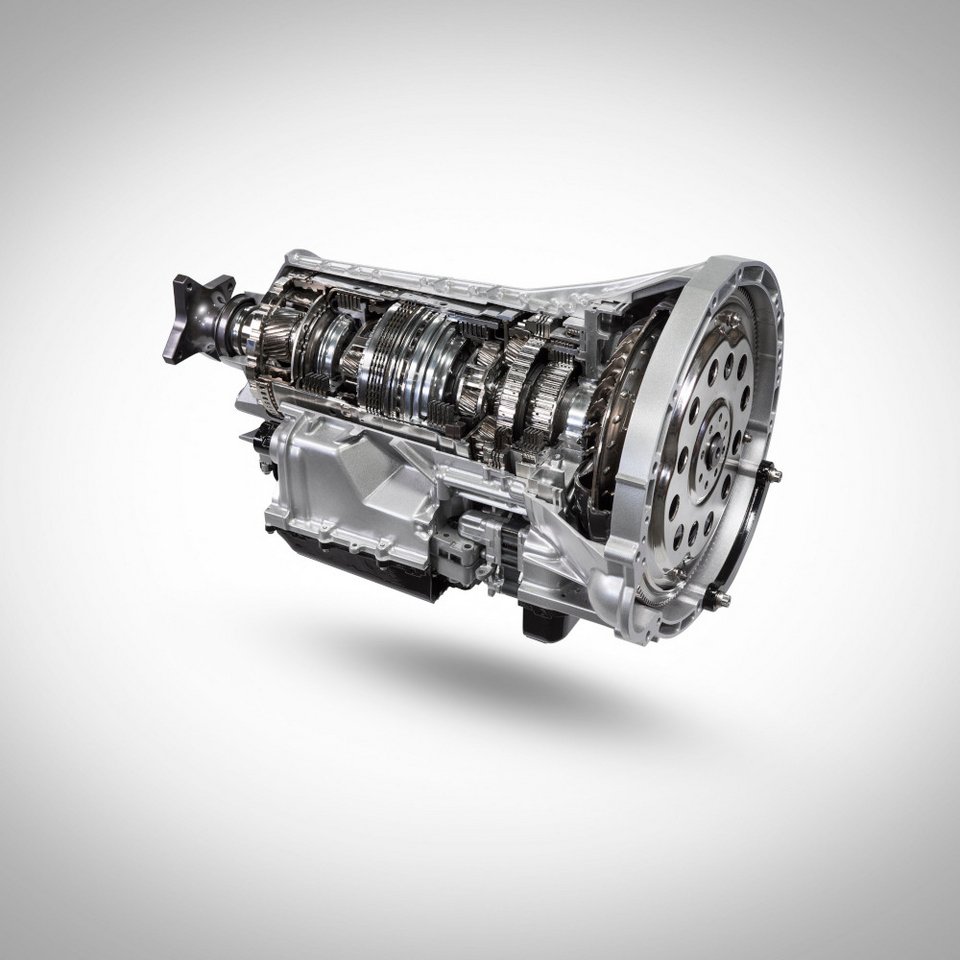 Το Ford Transit εξοπλίζεται με αυτόματο κιβώτιο 10 σχέσεων