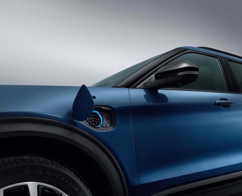 Η Ford λανσάρει στην Ελλάδα το Plug in υβριδικό Explorer